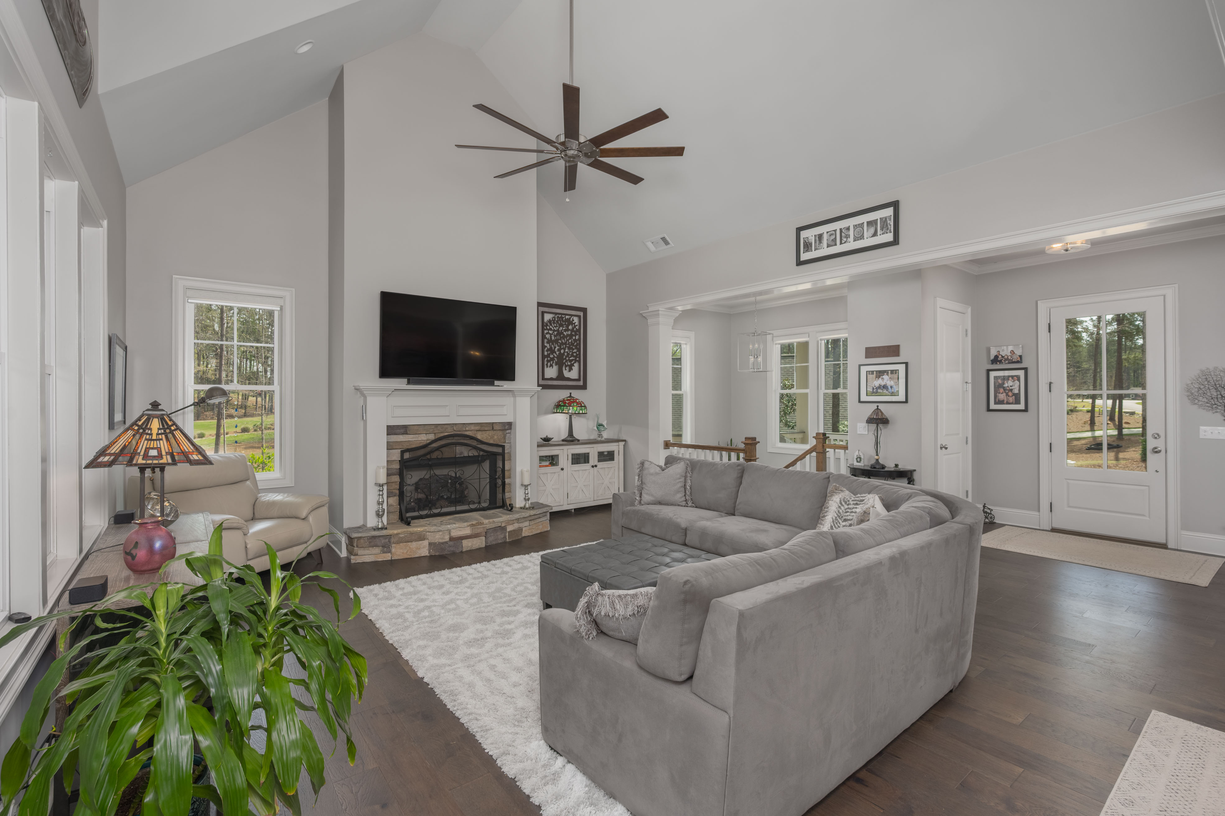 1140 Long Cove Drive image 7